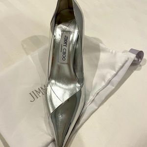 jimmy choo silver and clear pump. worn once.